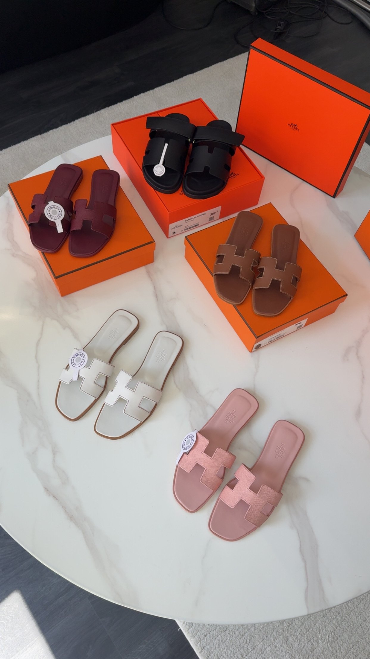 Hermès Sandales Oran Brun Bordeaux Blanc Noir