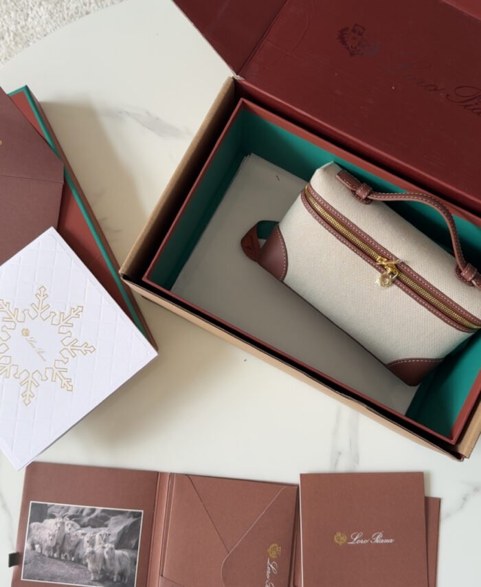Loro piana Pochette